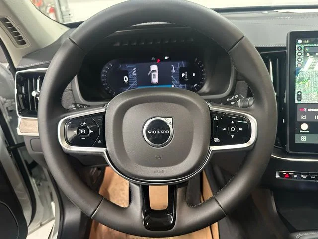New 2026 Crystal White Volvo Plus image 18