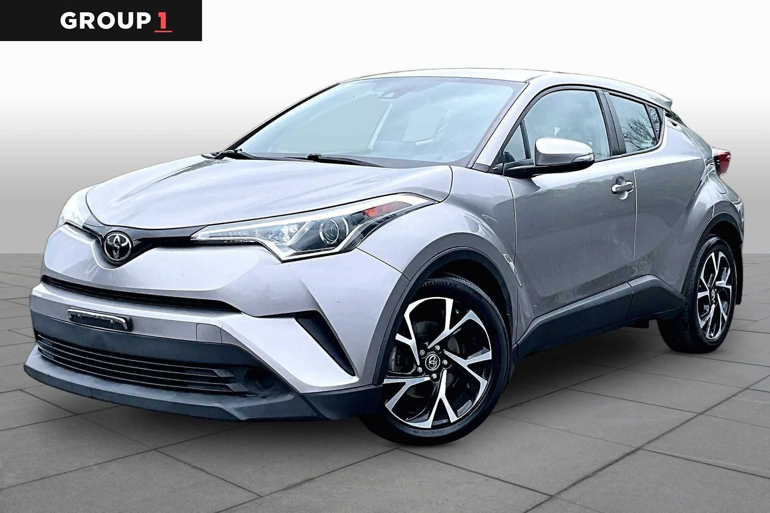 2019 Toyota C-HR XLE's photo
