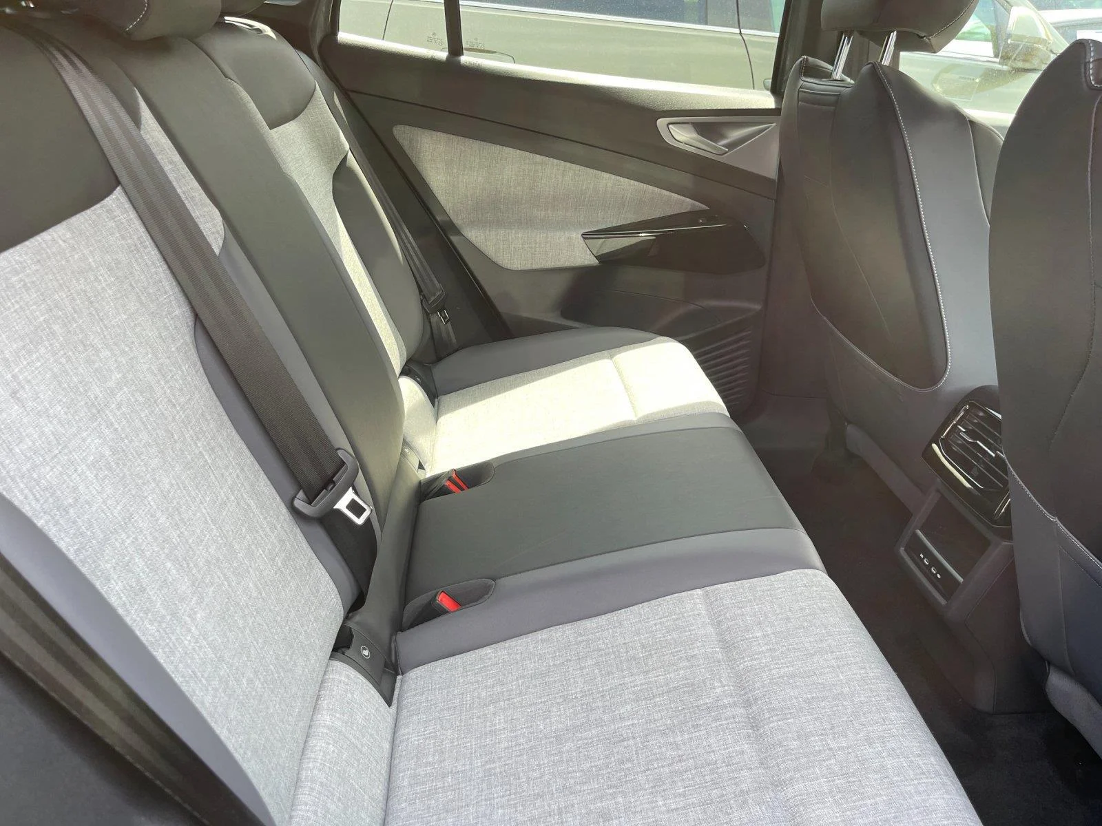 New 2026 Pure Gray Volkswagen Pro image 38