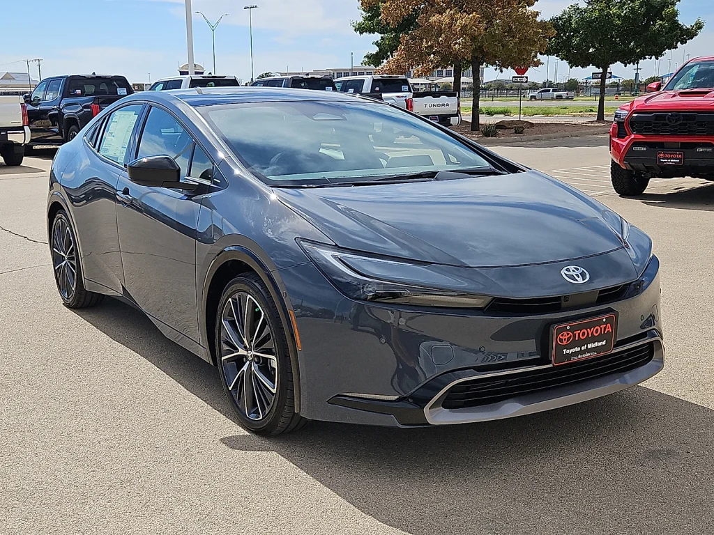 New 2027 Guardian Gray Toyota Limited image 4