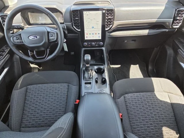 New 2025 Oxford White Ford XLT image 13
