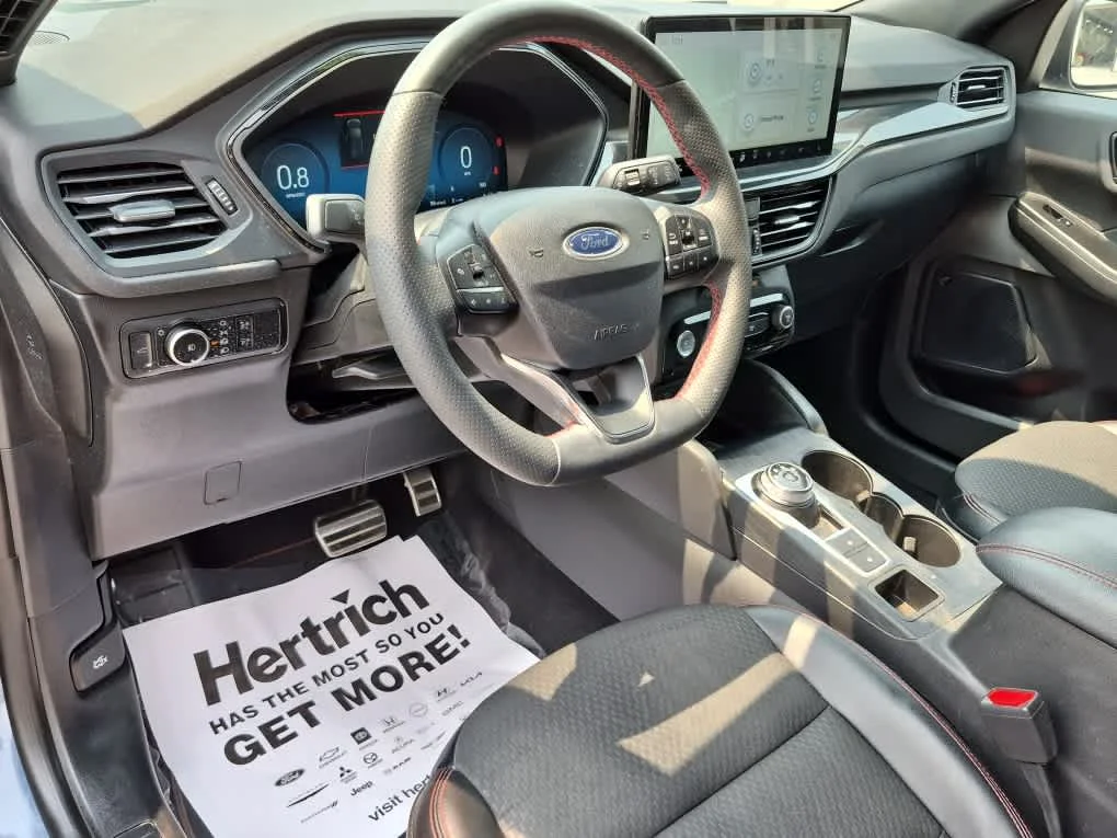 Certified Used 2023 Vapor Blue Metallic Ford ST-Line Select image 11