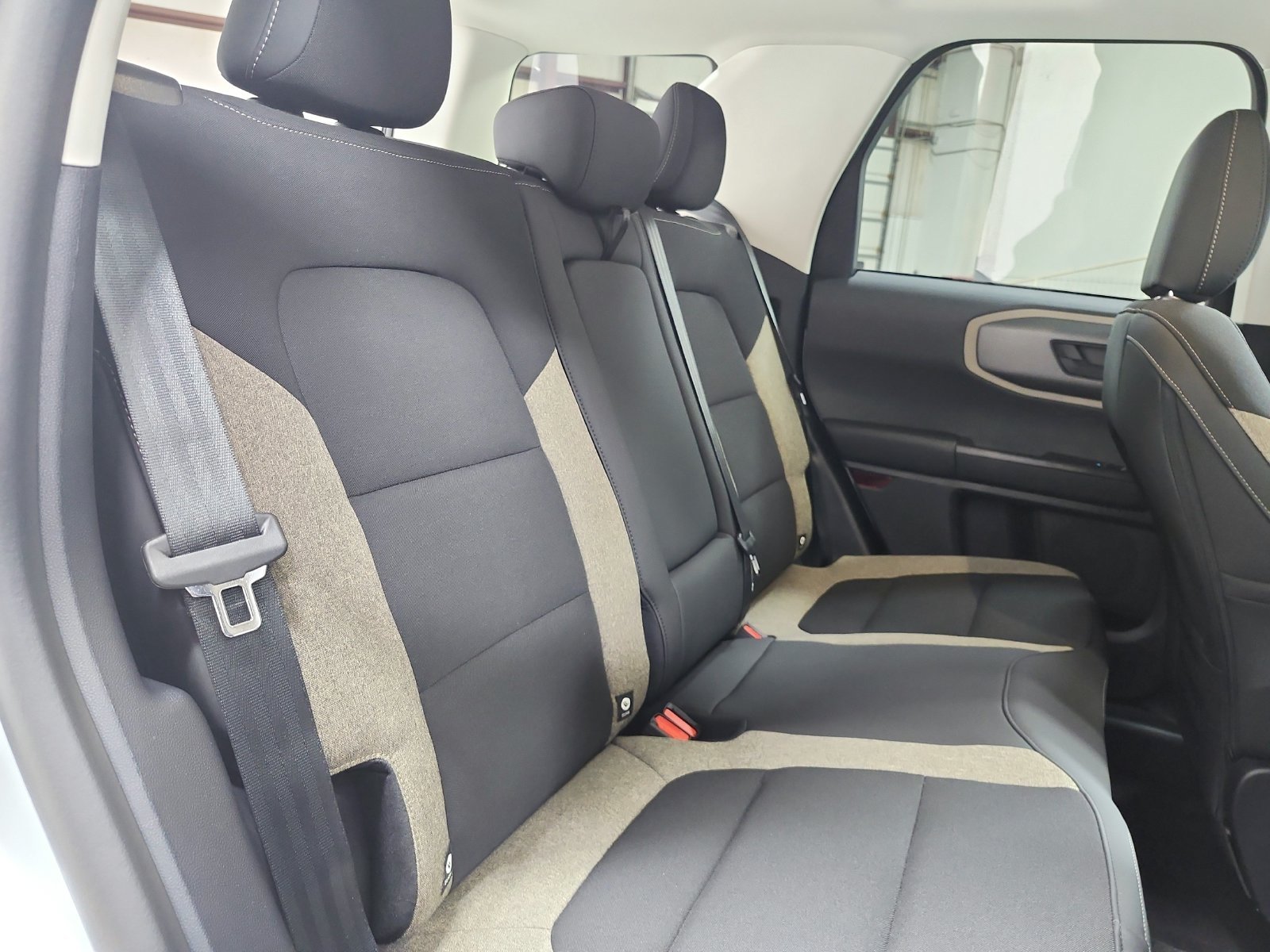 New 2026 Space White Metallic Ford Big Bend® image 38