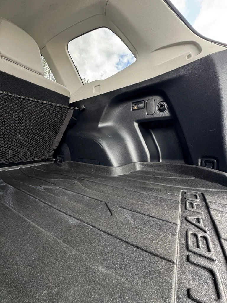 Used 2014 Gray Subaru 2.5i Limited image 12