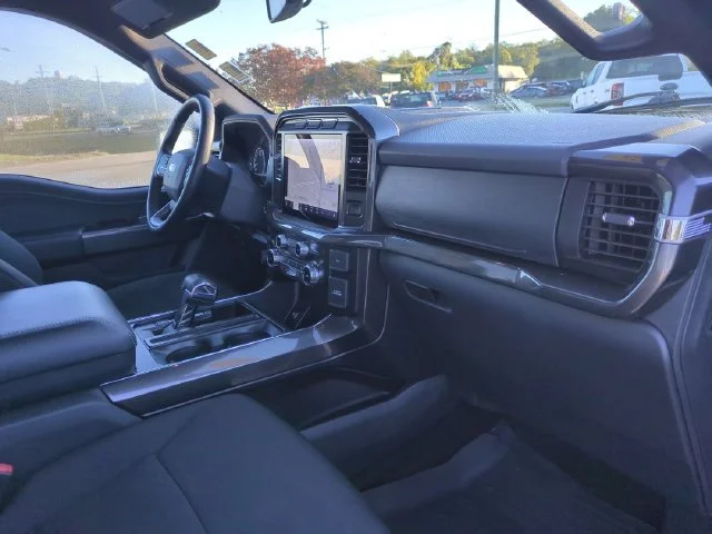 Used 2023 White Ford XLT image 34