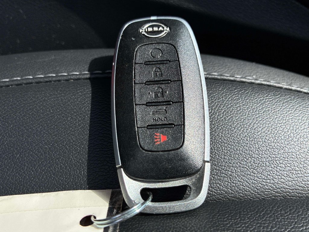Used 2025 Gray Nissan SV image 10