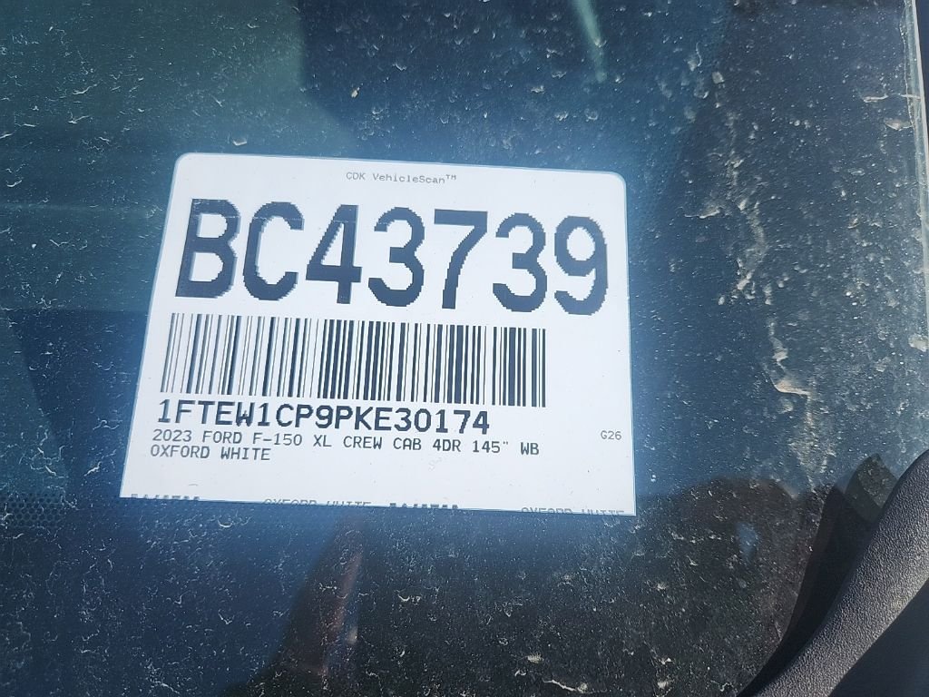 Used 2023 White Ford XL image 4