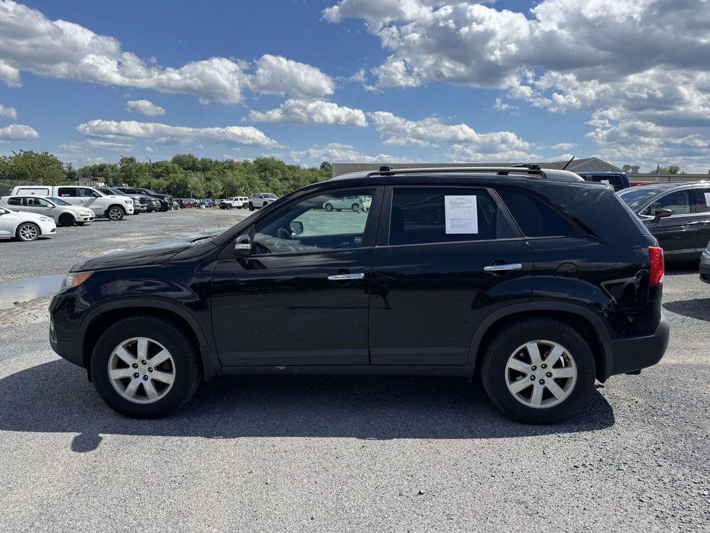 Used 2011 Black Kia LX image 4