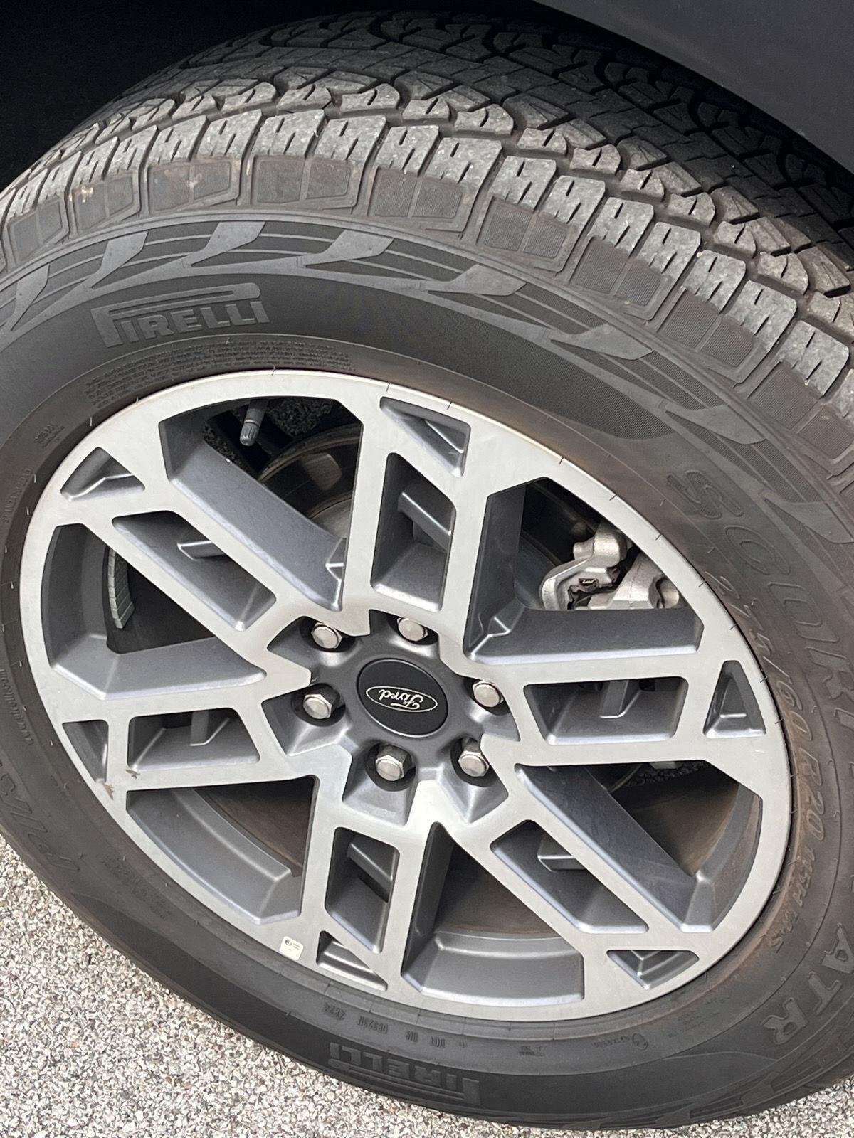 Used 2025 Agate Black Ford Active image 13