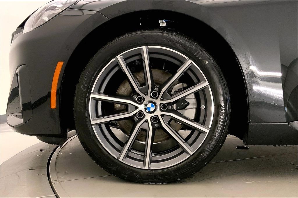 Used 2025 Black Sapphire Metallic BMW  image 9