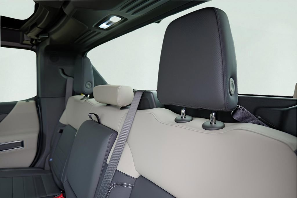 2026 GMC HUMMER EV 2X - Photo 24