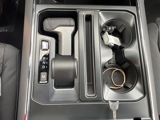 New 2026 Carbonized Gray Metallic Ford XLT image 39