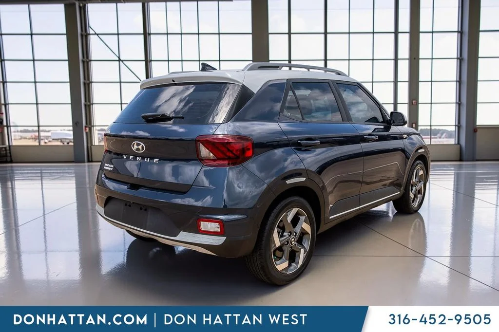 Used 2022 White Hyundai Limited image 36