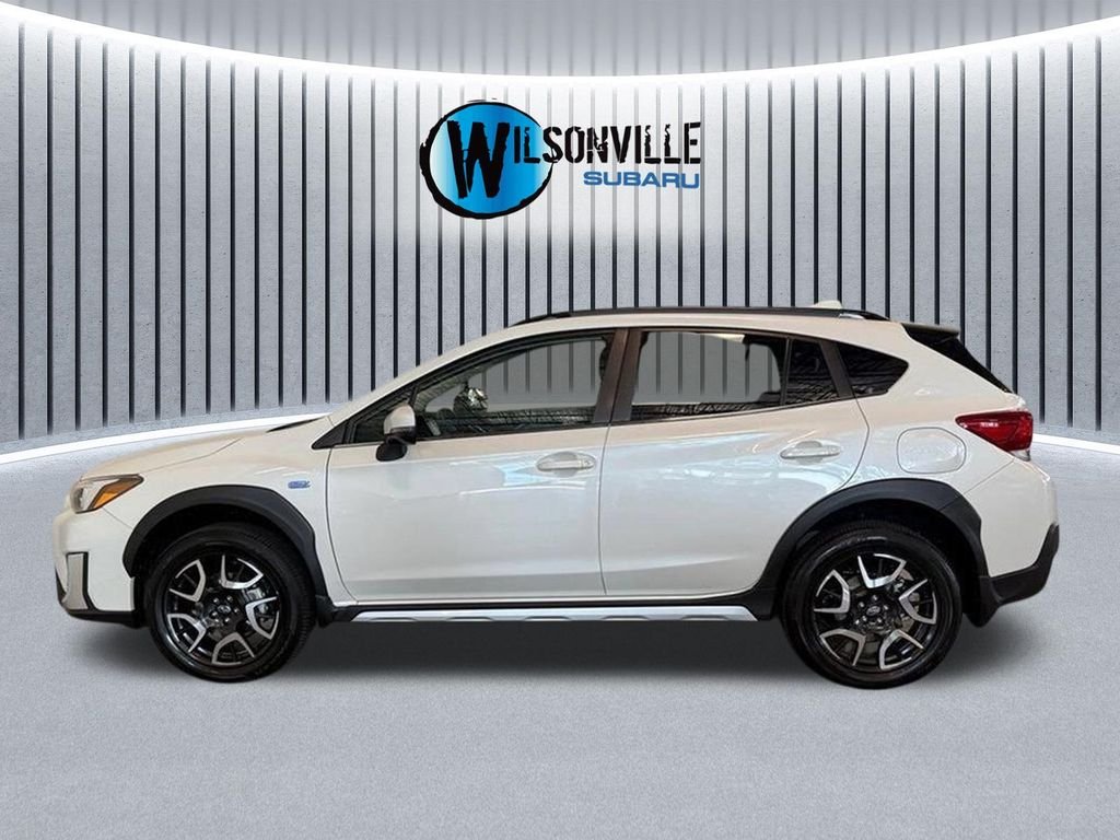 Used 2019 White Subaru Hybrid image 16