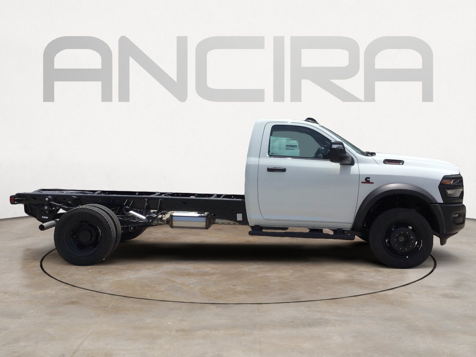 New 2026 Bright White Clearcoat RAM Tradesman image 11