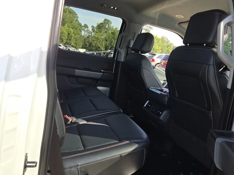 Used 2023 Oxford White Ford LARIAT image 14
