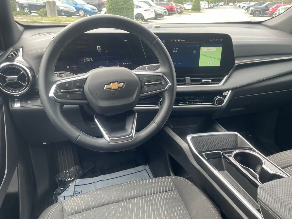 2025 Chevrolet Equinox LT - Photo 18
