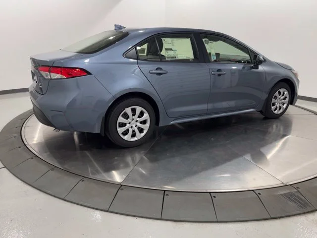 New 2027  Toyota LE image 5