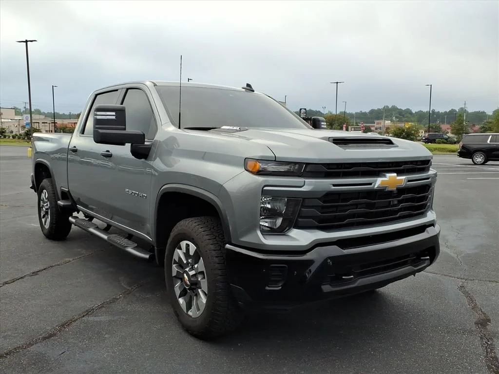 Used 2025 Sterling Gray Metallic Chevrolet Custom image 3