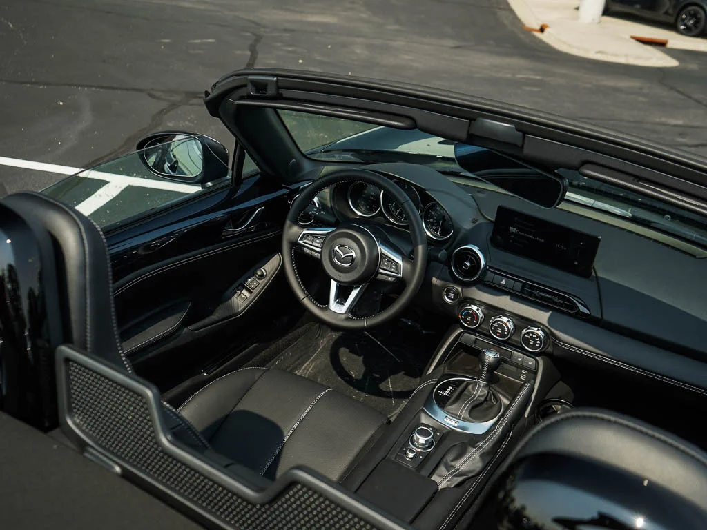 2025 Mazda MX-5 Miata Grand Touring - Photo 11