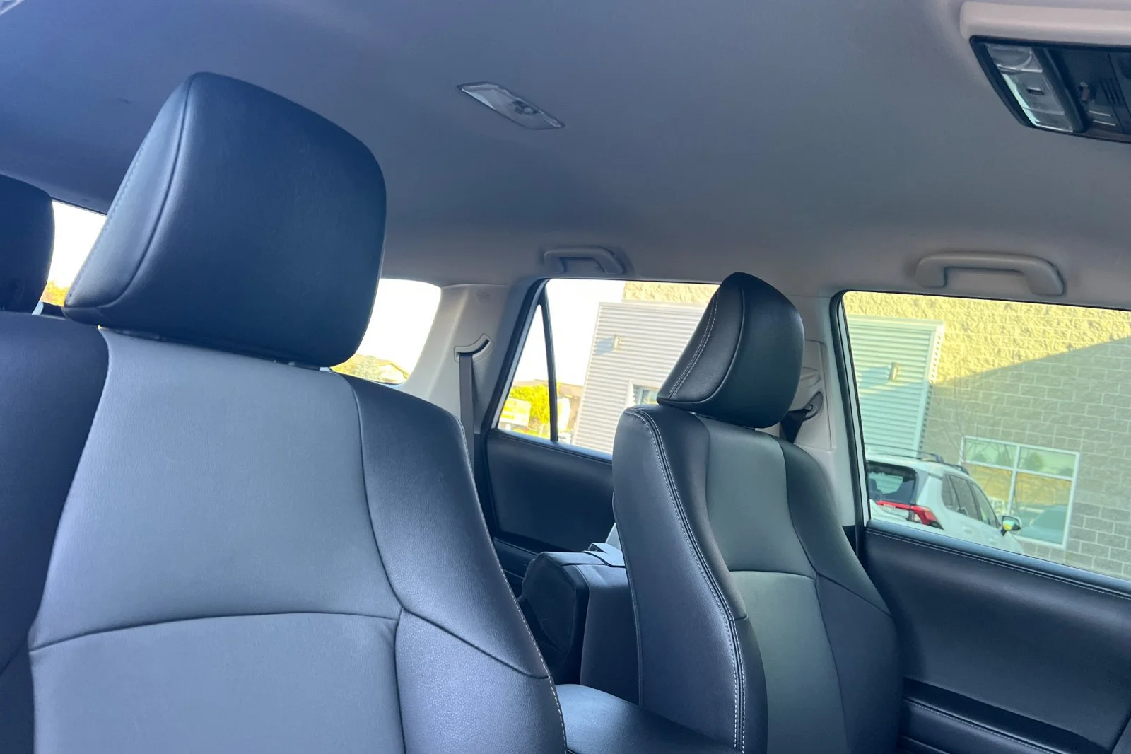 Used 2020 Super White Toyota SR5 Premium image 17