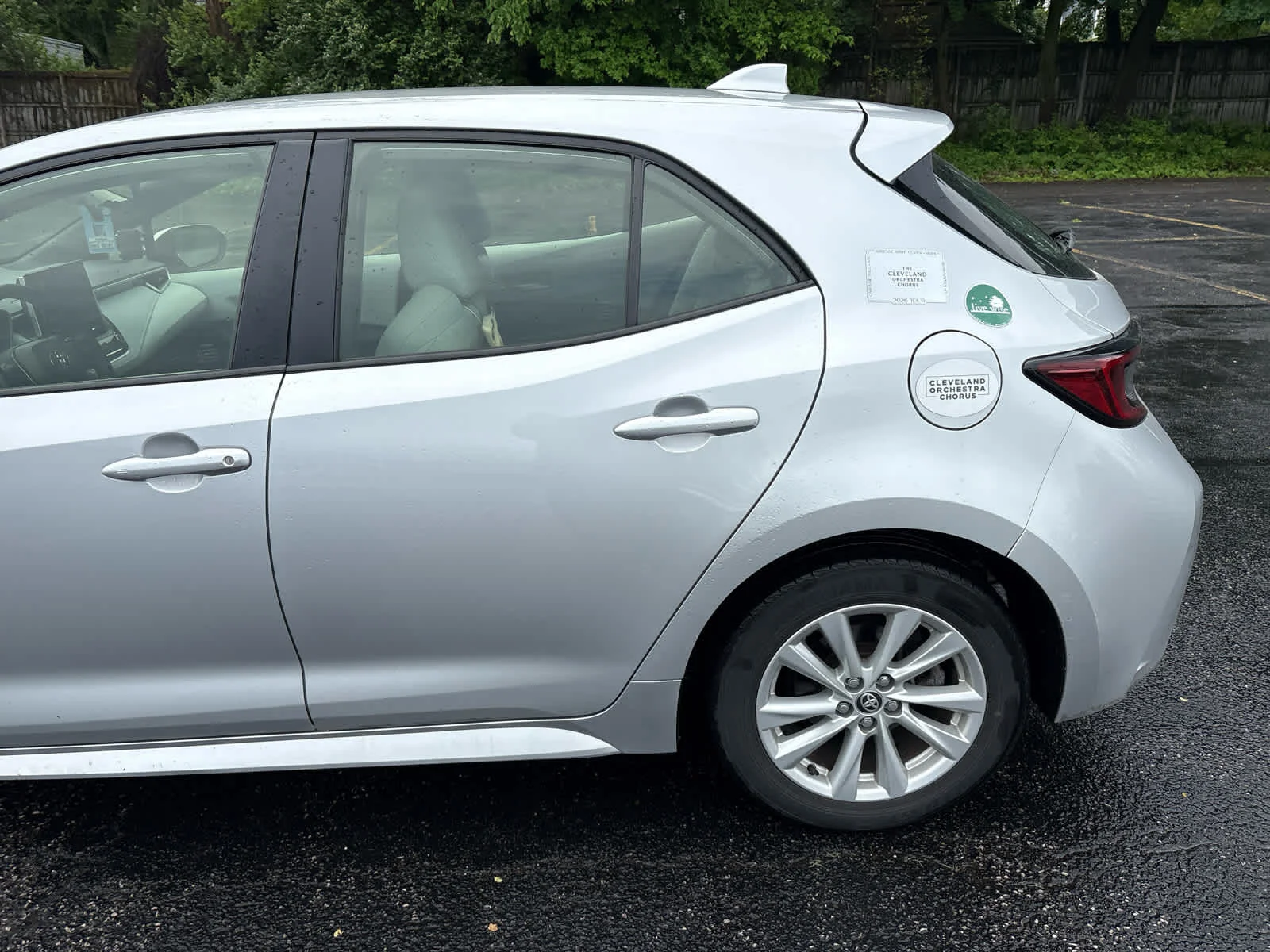 Used 2023 Classic Silver Metallic Toyota SE image 5