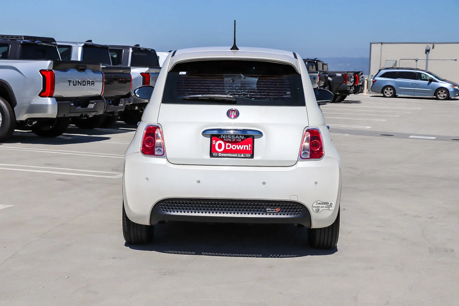 Used 2016 Bianco Perla (Pearl White Tri-Coat) FIAT  image 7