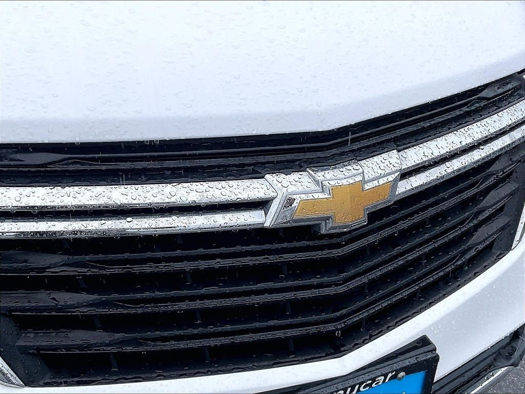 Used 2022 White Chevrolet LT image 28