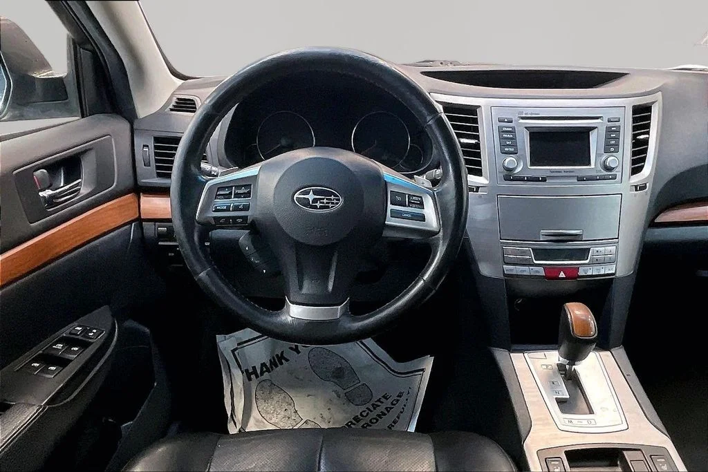 Used 2014 Twilight Blue Subaru 2.5i image 10