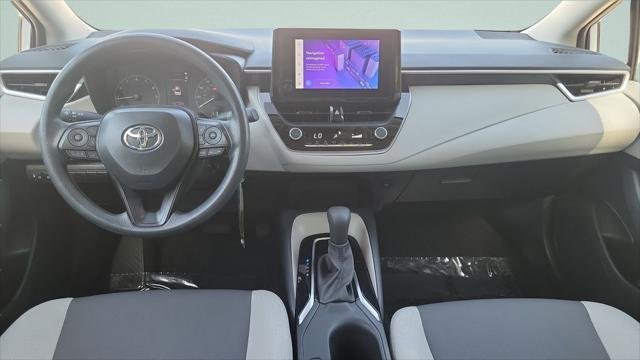 Certified Used 2024 WIND CHILL PEARL Toyota  image 11