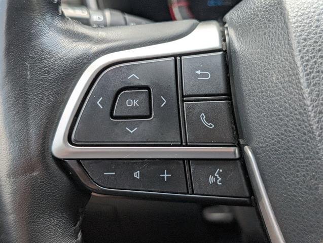 Used 2023  Toyota Platinum image 26
