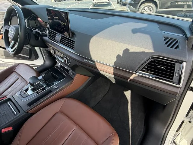 Used 2021 White Audi 45 Premium Plus image 19