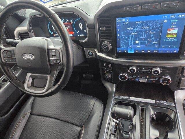 Used 2022 Antimatter Blue Metallic Ford LARIAT image 34