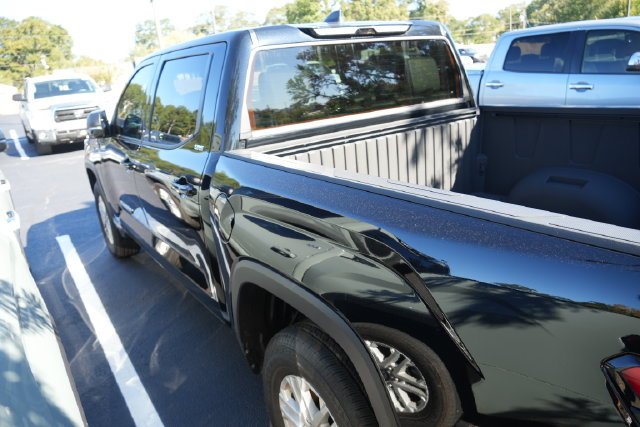 2025 Toyota Tundra SR5 - Photo 17
