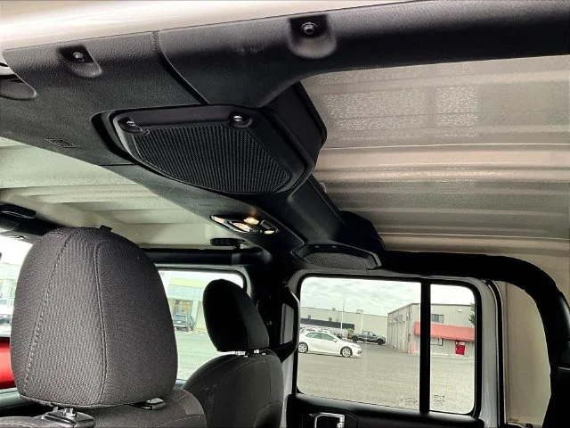 Used 2023 White Jeep Rubicon image 13