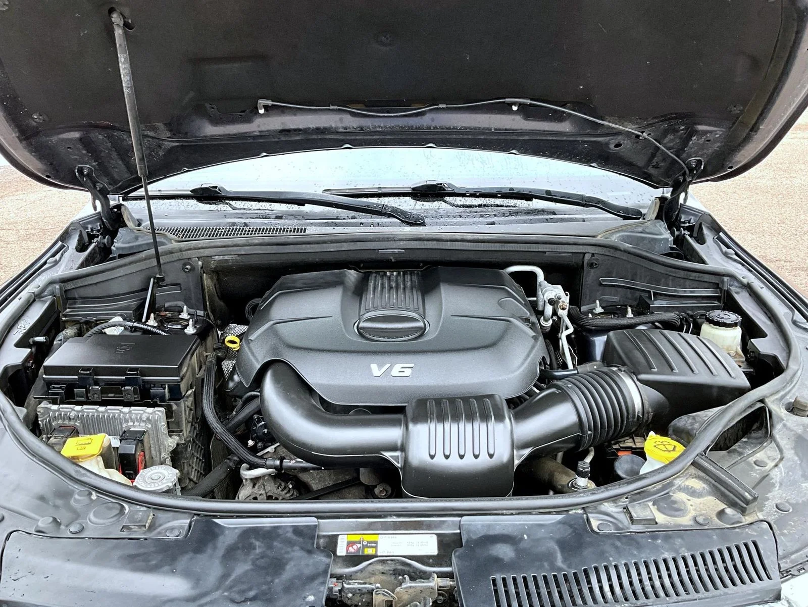 Used 2014 Gray Dodge Limited image 26