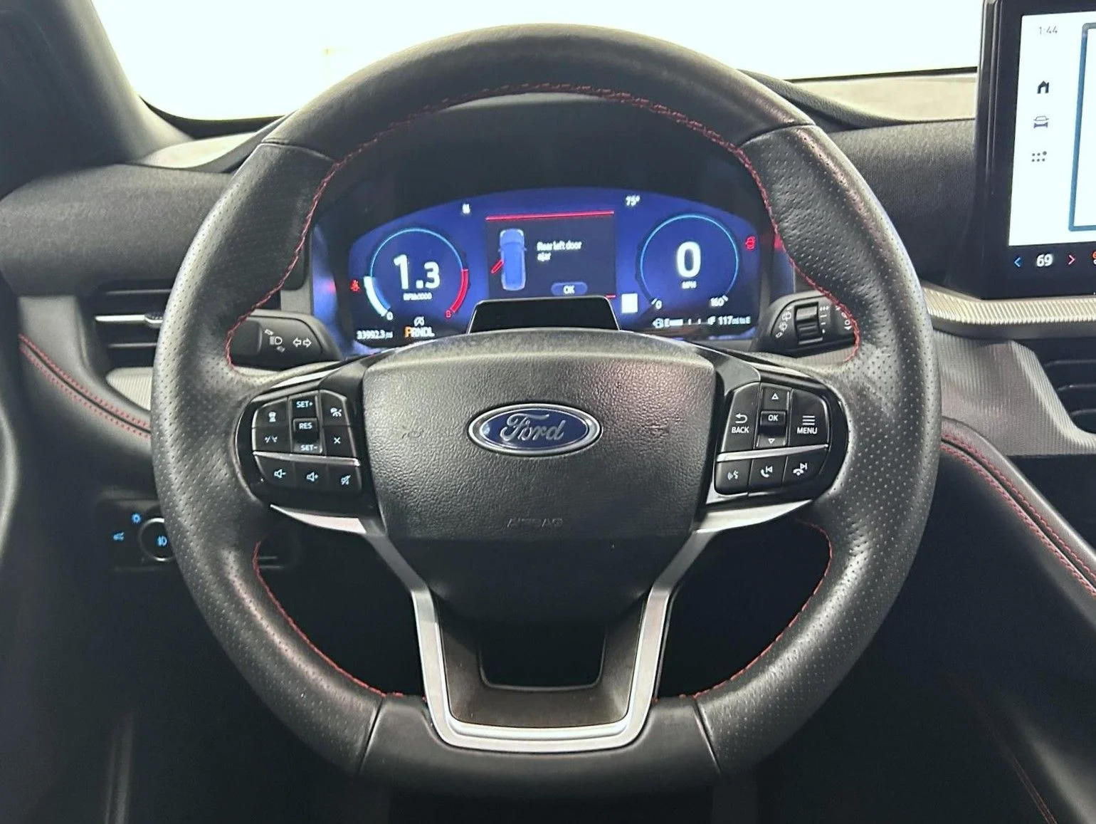 Used 2025 Gray Ford ST-Line image 11