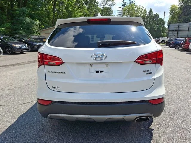 Used 2013 White Hyundai Base image 10