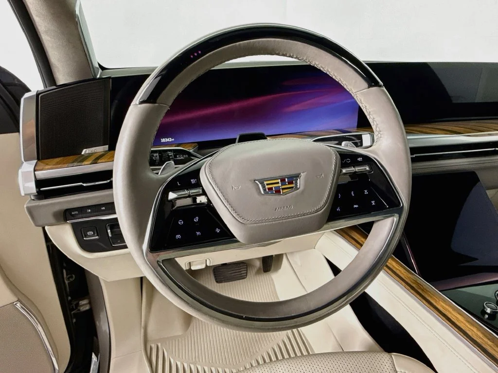 Used 2025 Latte Metallic Cadillac Sport Platinum image 12