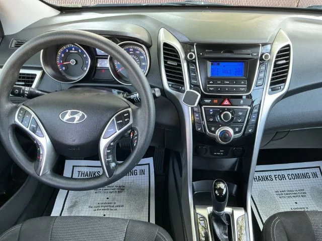 Used 2016 Black Hyundai Base image 12