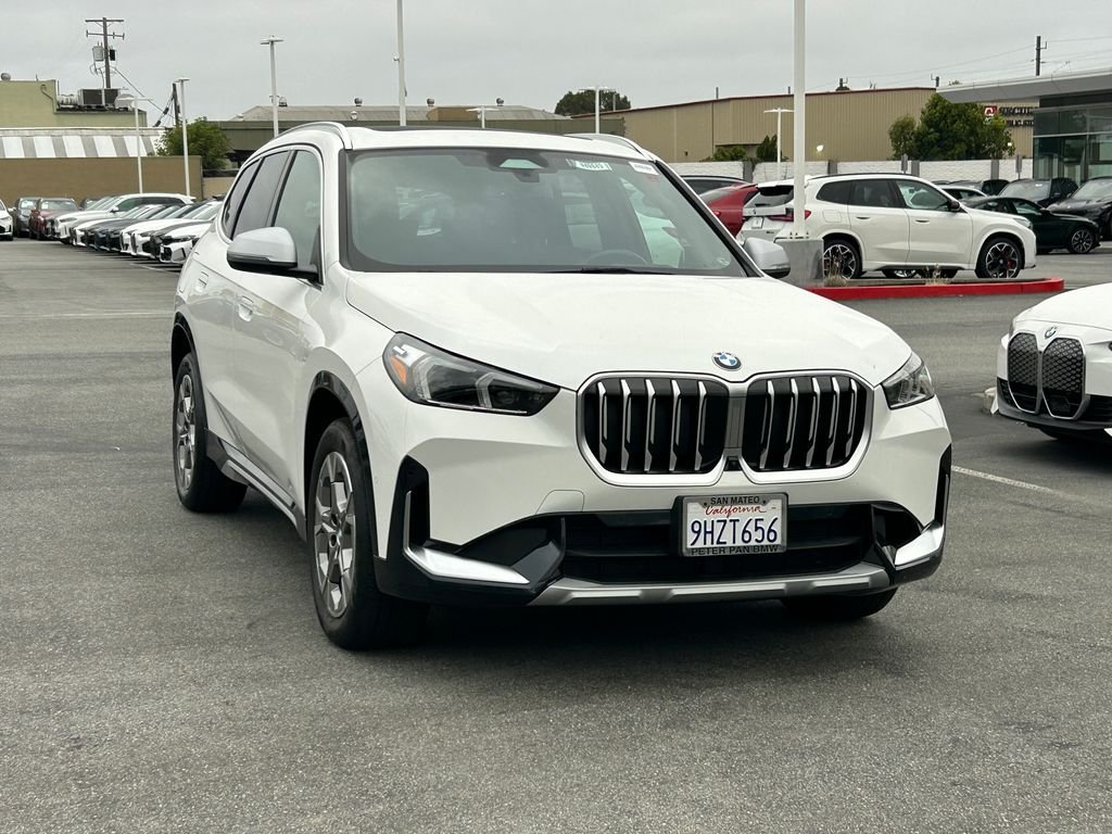 Certified Used 2023 Alpine White BMW xDrive28i image 7