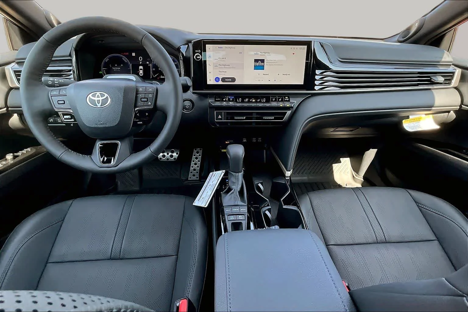 2026 Toyota Camry XSE - Photo 5