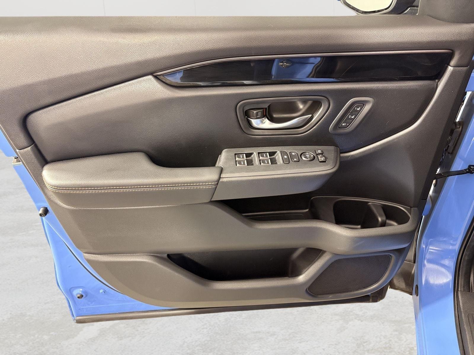 Used 2024 Diffused Sky Blue Pearl Honda TrailSport image 14