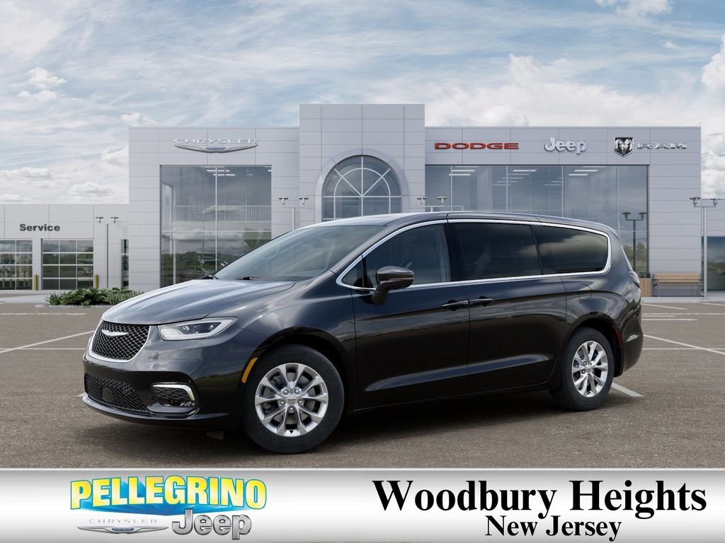 New 2026 Diamond Black Crystal Pearl-Coat Exterior Paint Chrysler Limited image 2