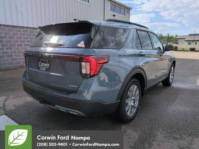 New 2026 Vapor Blue Ford Active image 3