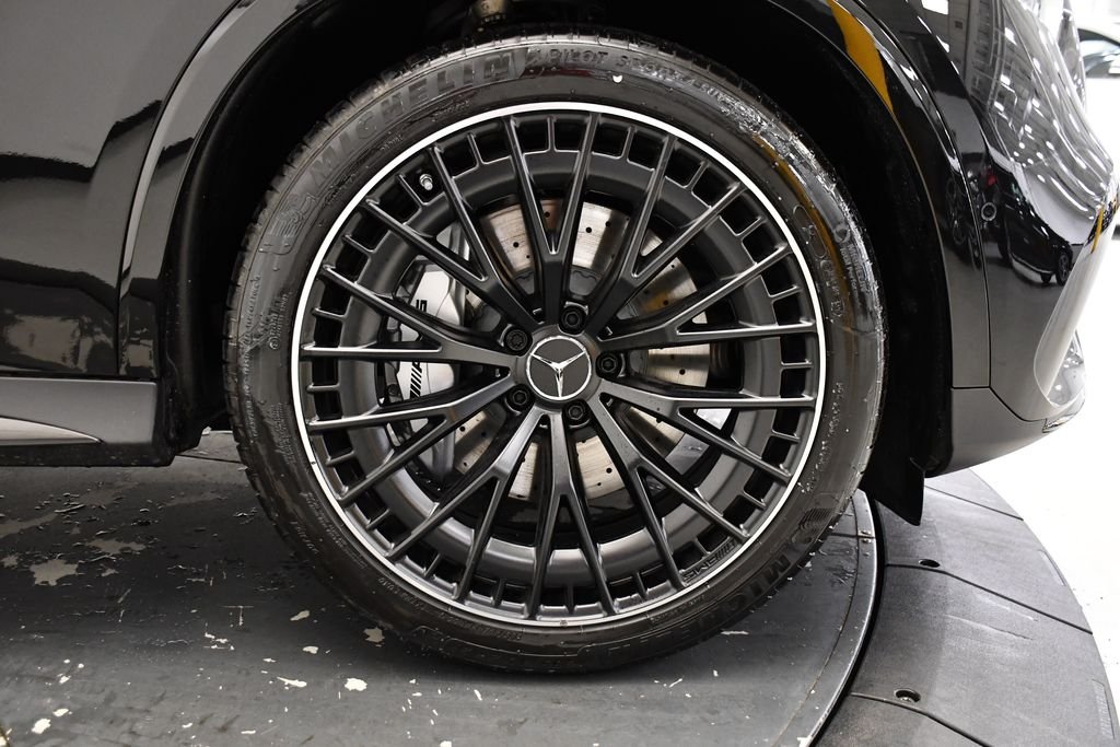 2025 Mercedes-Benz GLC AMG GLC43 - Photo 16