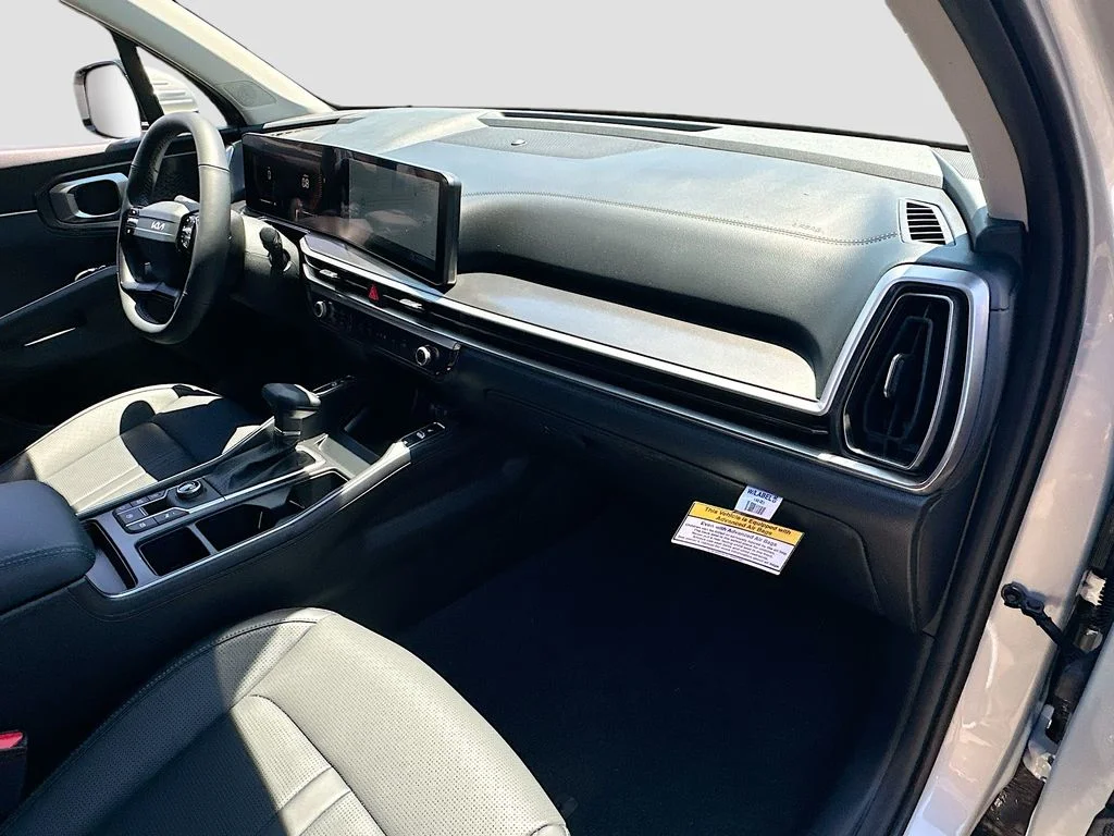 New 2026 Ivory Silver Kia EX image 31
