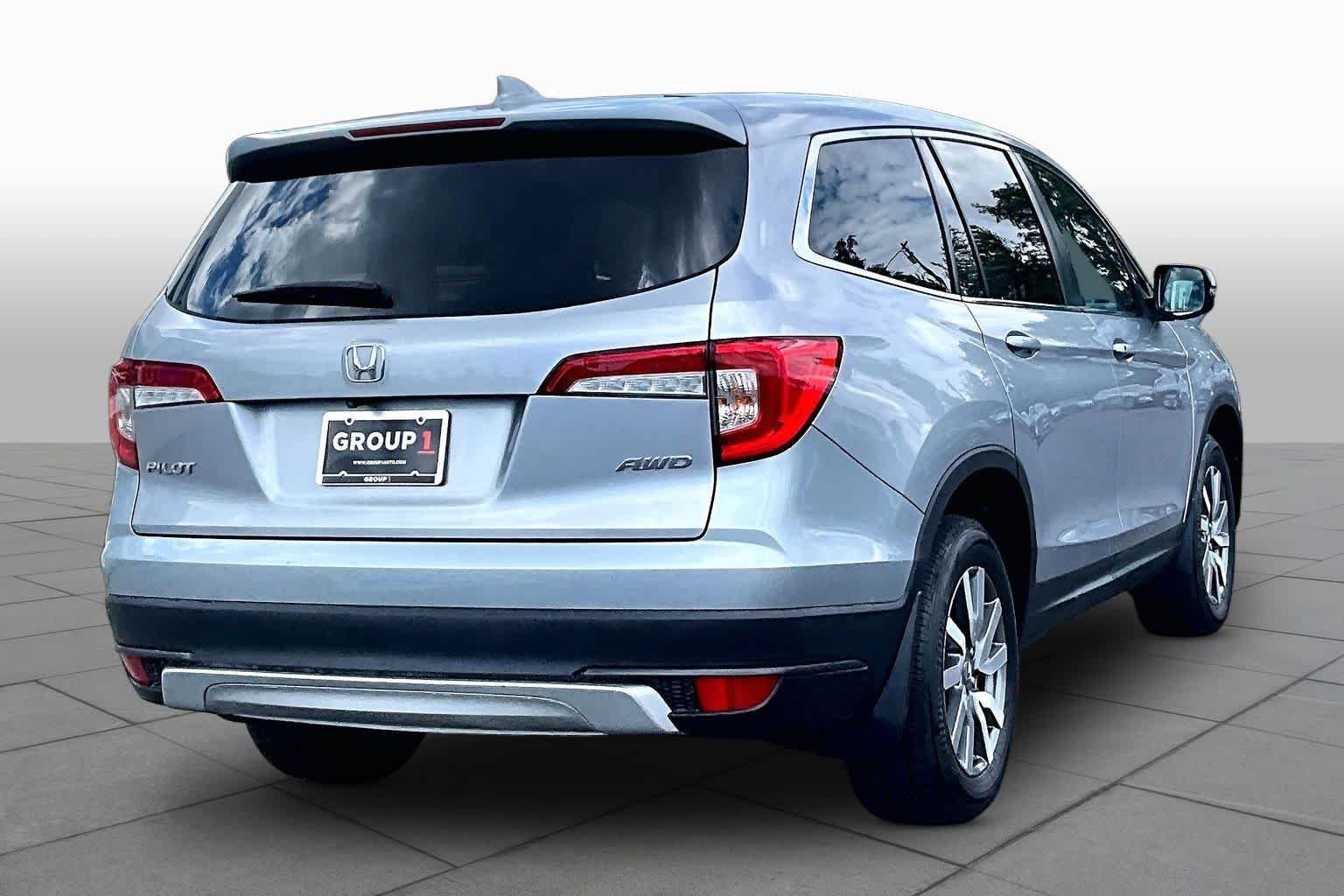 Used 2021 Lunar Silver Metallic Honda EX-L image 12