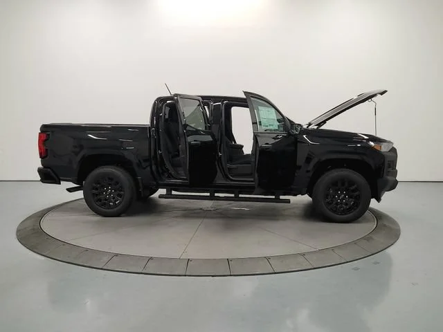 2026 Chevrolet Colorado Work Truck - Photo 16