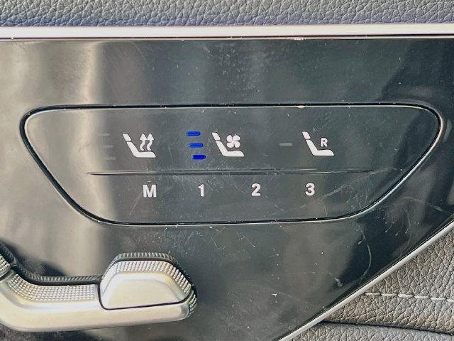 Certified Used 2023 Black Mercedes-Benz 450 image 21